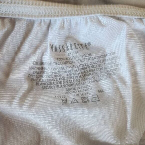 Vassarette M womens white skirt slip slip on - Picture 3 of 4